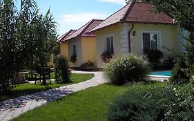 Kaktuszvirág Apartmanház
